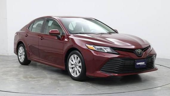 TOYOTA CAMRY 2018 4T1B11HK8JU504917 image