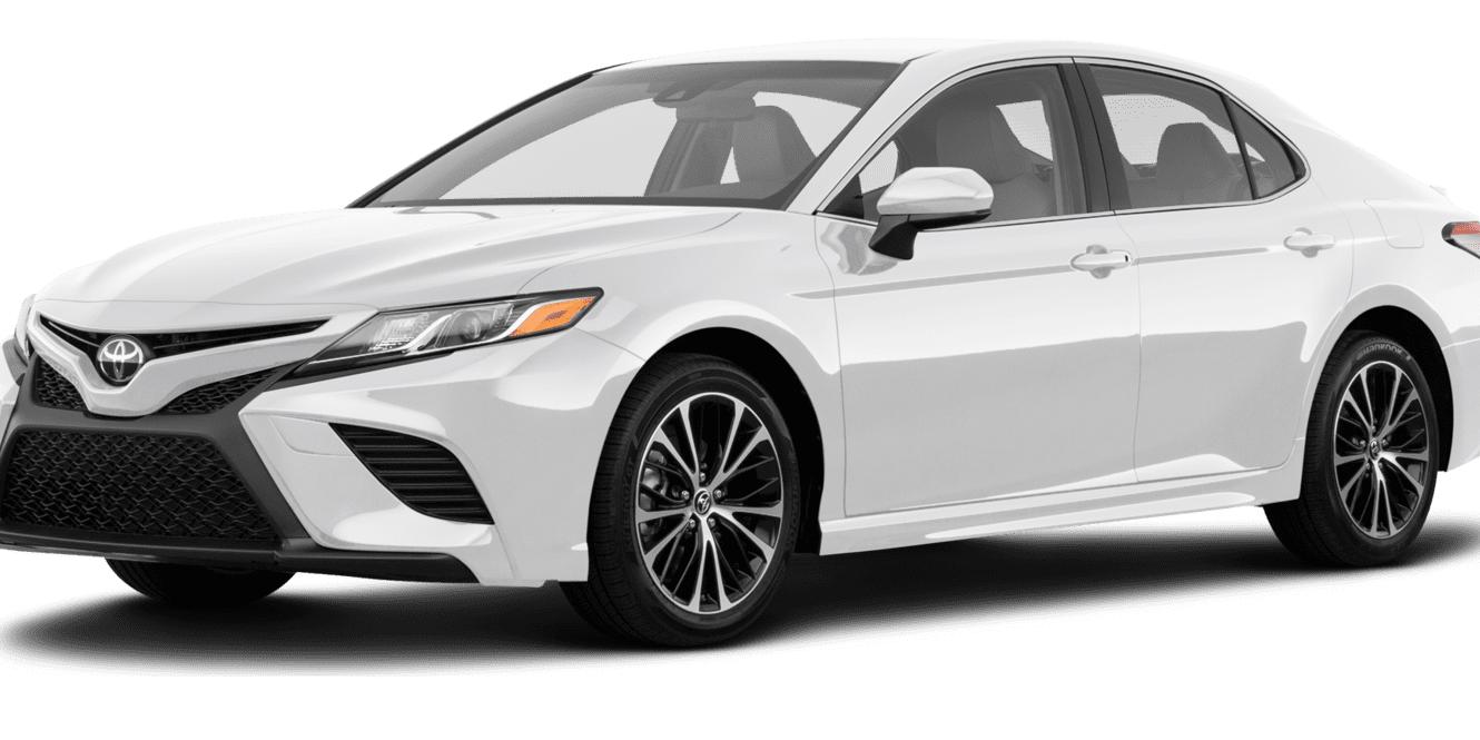 TOYOTA CAMRY 2018 4T1B11HK1JU647871 image