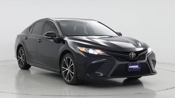 TOYOTA CAMRY 2018 JTNB11HK2J3034731 image