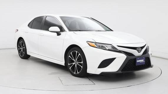 TOYOTA CAMRY 2018 4T1B11HK2JU538190 image