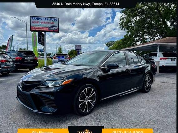 TOYOTA CAMRY 2018 4T1B11HK3JU664817 image