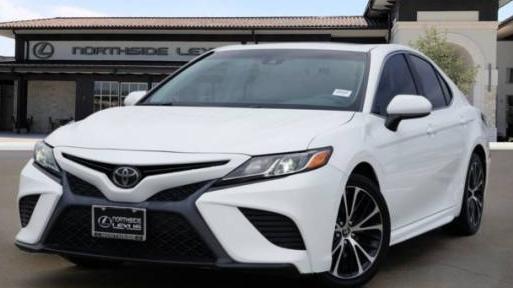 TOYOTA CAMRY 2018 4T1B11HK3JU672125 image