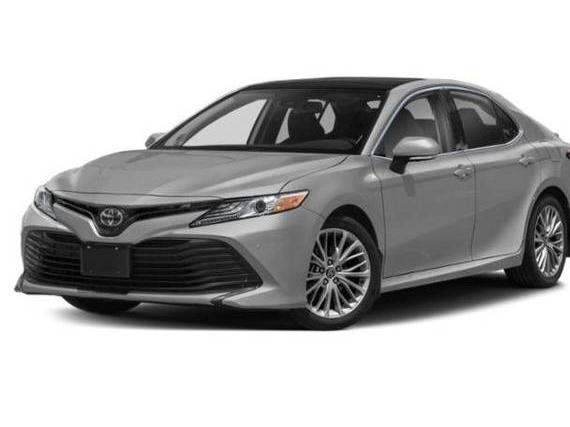TOYOTA CAMRY 2018 4T1B11HK8JU504397 image