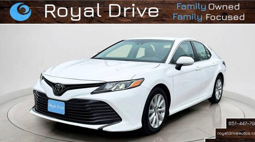 TOYOTA CAMRY 2018 4T1B11HKXJU652549 image