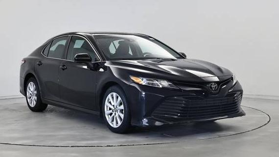 TOYOTA CAMRY 2018 4T1B11HK2JU077945 image