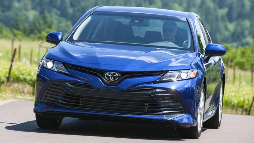 TOYOTA CAMRY 2018 4T1B11HK5JU537051 image