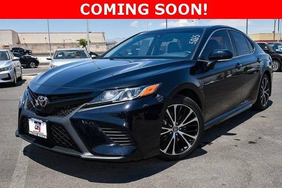 TOYOTA CAMRY 2018 4T1B11HK1JU664329 image