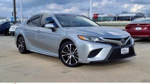 TOYOTA CAMRY 2018 4T1B11HK6JU084073 image