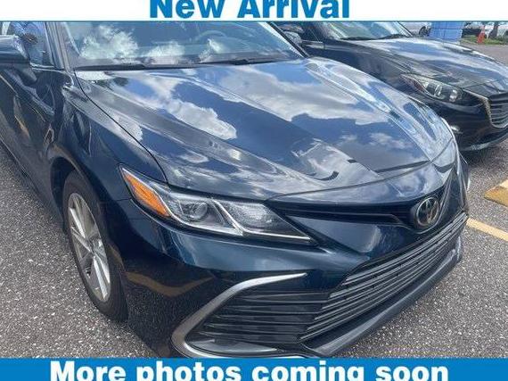 TOYOTA CAMRY 2021 4T1C11AK8MU441580 image