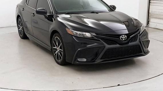 TOYOTA CAMRY 2021 4T1G11AK7MU612210 image