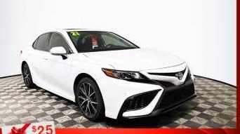 TOYOTA CAMRY 2021 4T1G11AK3MU570604 image