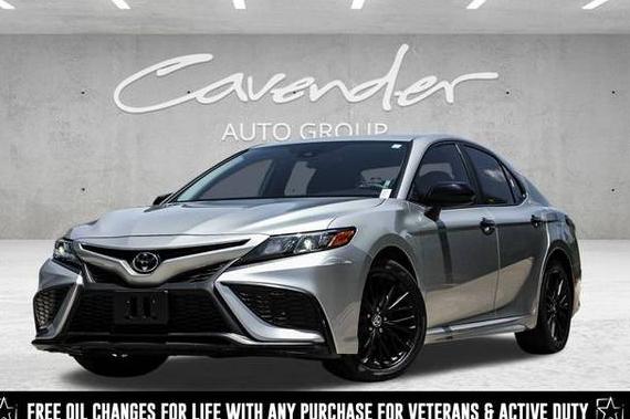 TOYOTA CAMRY 2021 4T1G11AKXMU488305 image
