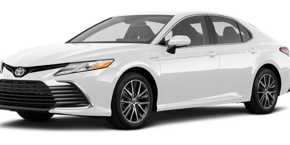 TOYOTA CAMRY 2021 4T1C11AKXMU558710 image