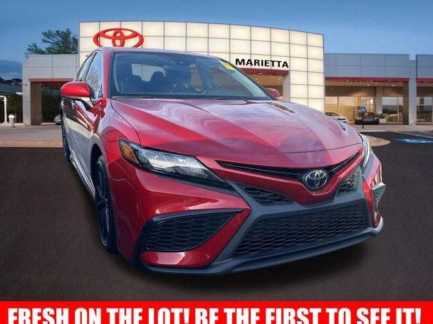 TOYOTA CAMRY 2021 4T1G11AK9MU455554 image