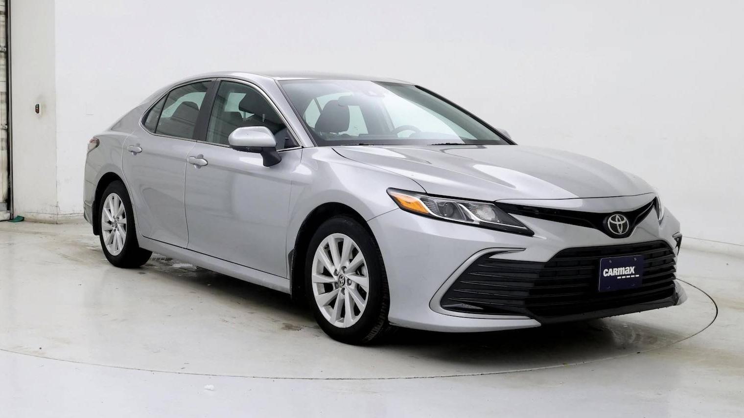 TOYOTA CAMRY 2021 4T1C11AK4MU496575 image