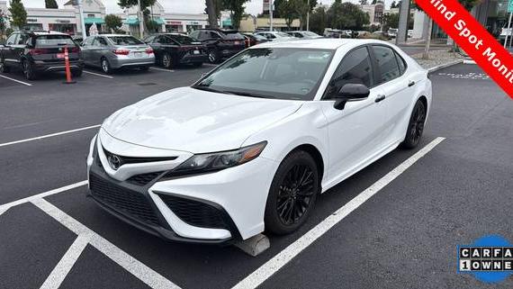 TOYOTA CAMRY 2021 4T1T11AKXMU496886 image