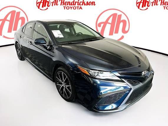 TOYOTA CAMRY 2021 4T1G11AK4MU408996 image