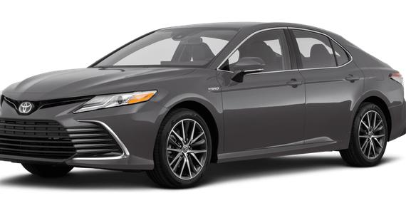 TOYOTA CAMRY 2021 4T1C11AK0MU599282 image