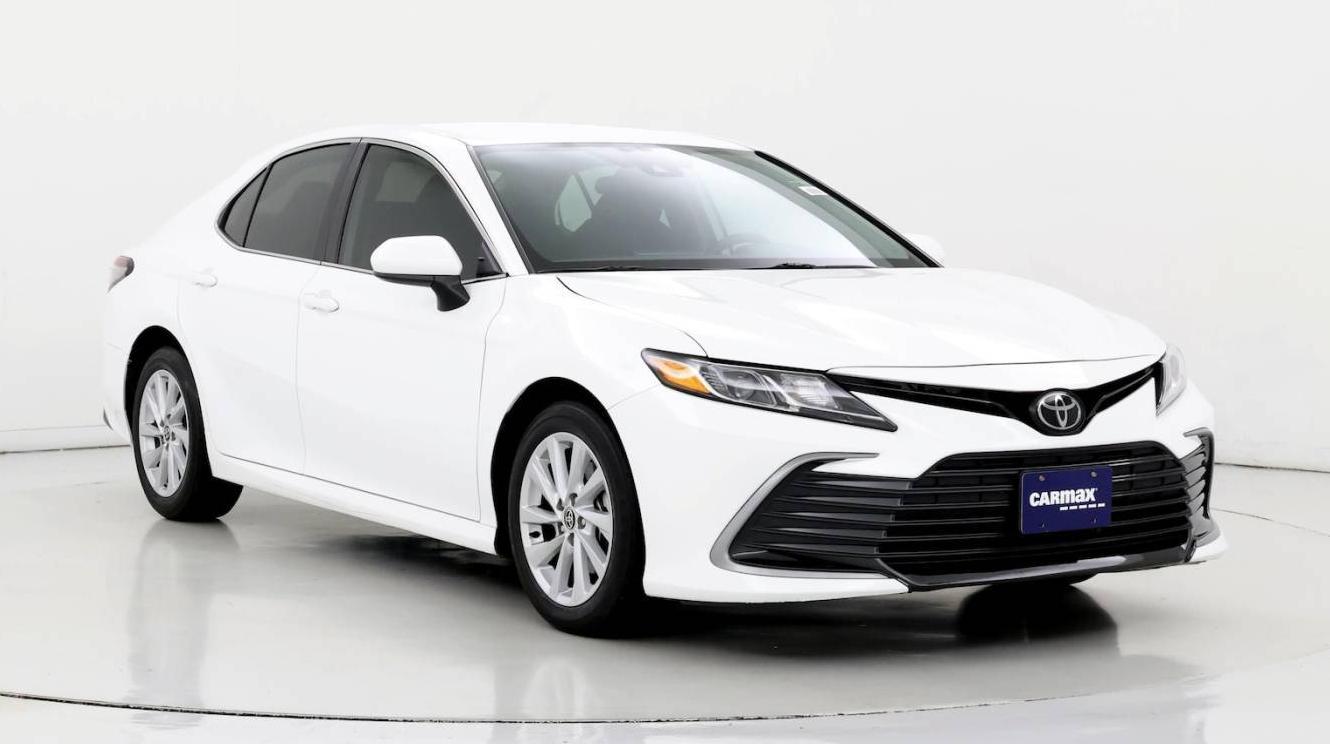 TOYOTA CAMRY 2021 4T1C11AK1MU481824 image