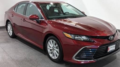 TOYOTA CAMRY 2021 4T1C11AK1MU573080 image