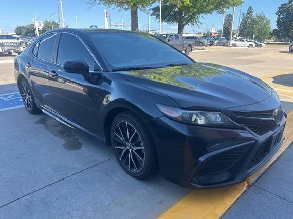 TOYOTA CAMRY 2021 4T1G11AK5MU527382 image