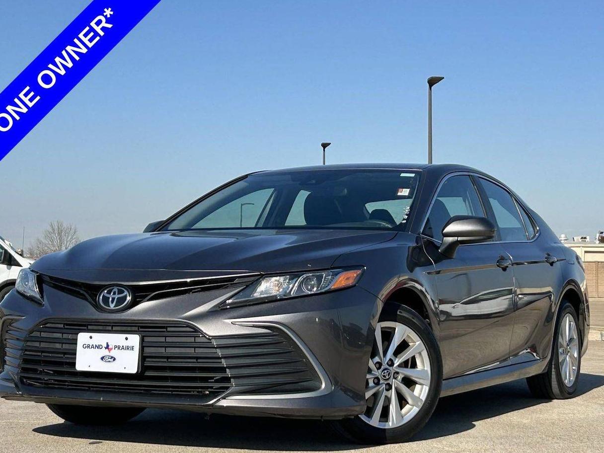 TOYOTA CAMRY 2021 4T1C11BK5MU024187 image