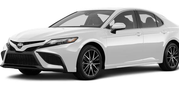 TOYOTA CAMRY 2021 4T1G11AK5MU466308 image