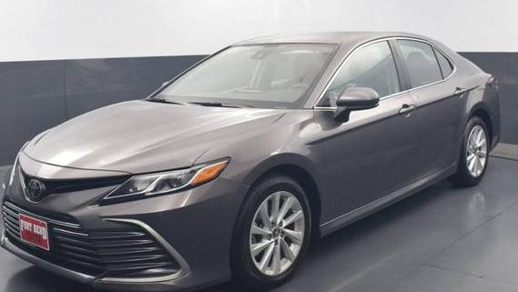 TOYOTA CAMRY 2021 4T1C11AK0MU589741 image