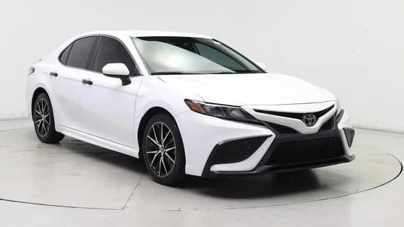 TOYOTA CAMRY 2021 4T1G11AK1MU595694 image