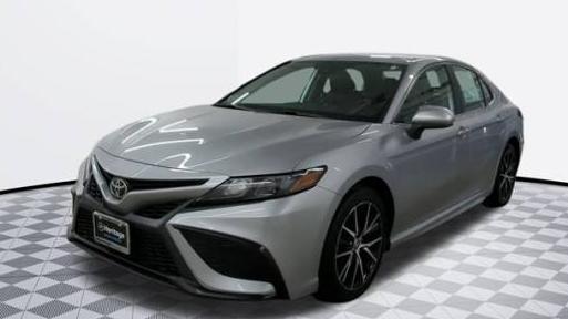 TOYOTA CAMRY 2021 4T1G11AK2MU522348 image