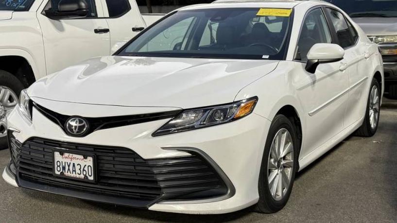 TOYOTA CAMRY 2021 4T1C11AK3MU548522 image