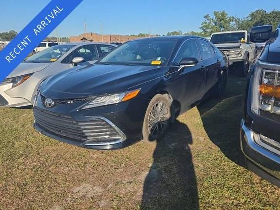 TOYOTA CAMRY 2021 4T1F11AK0MU568577 image