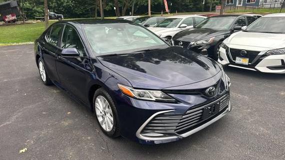 TOYOTA CAMRY 2021 4T1C11AK5MU608784 image