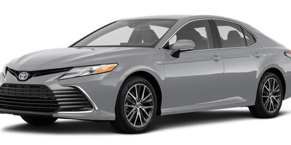 TOYOTA CAMRY 2021 4T1C31AK0MU553185 image