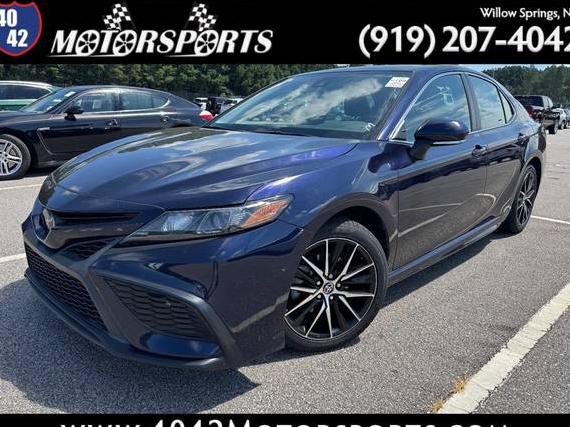 TOYOTA CAMRY 2021 4T1G11AK8MU468196 image