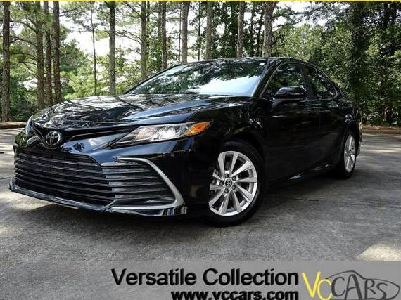 TOYOTA CAMRY 2021 4T1C11AK4MU439096 image