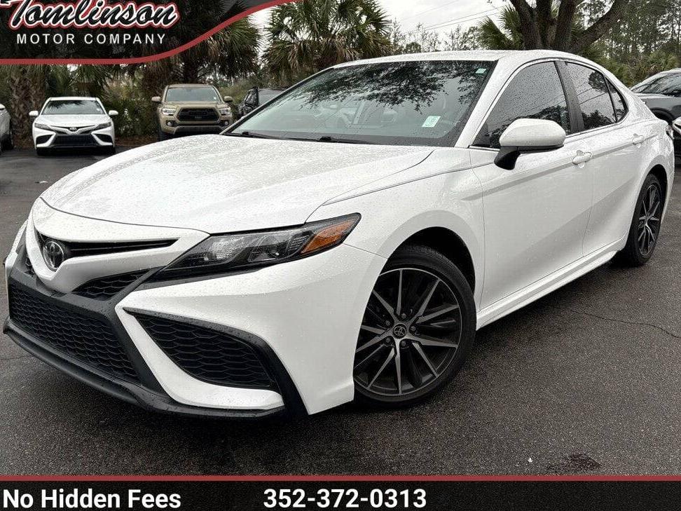 TOYOTA CAMRY 2021 4T1G11AK6MU532848 image