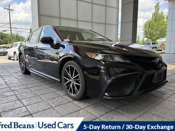 TOYOTA CAMRY 2021 4T1G11BKXMU020055 image