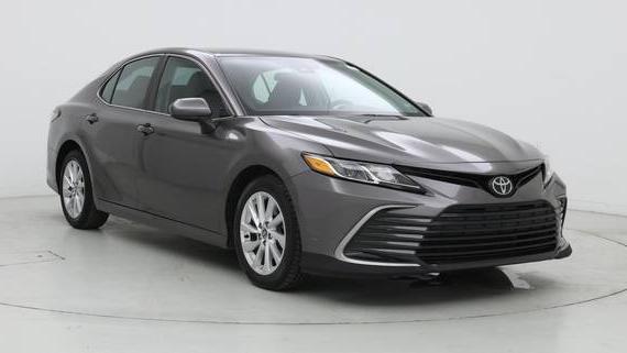 TOYOTA CAMRY 2021 4T1C11AK6MU415334 image