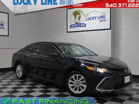 TOYOTA CAMRY 2021 4T1C11AK8MU536317 image