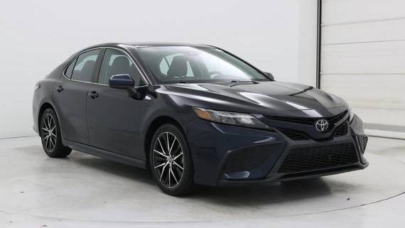 TOYOTA CAMRY 2021 4T1G11AK4MU482418 image