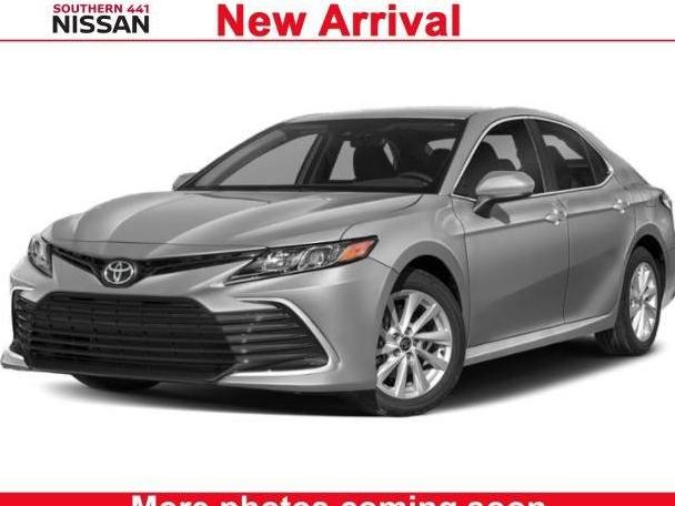 TOYOTA CAMRY 2021 4T1C11AK8MU537869 image