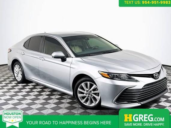 TOYOTA CAMRY 2021 4T1C11AK1MU579123 image