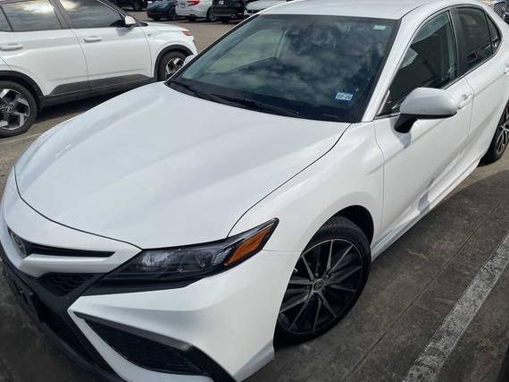 TOYOTA CAMRY 2021 4T1G11AK6MU546863 image