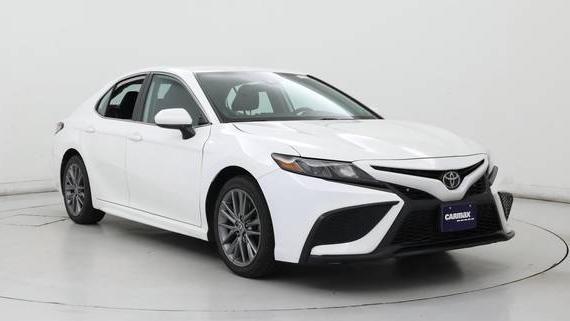 TOYOTA CAMRY 2021 4T1G11BK6MU024457 image
