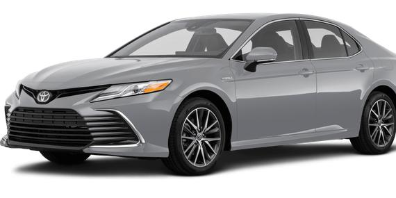 TOYOTA CAMRY 2021 4T1C11AK6MU466316 image