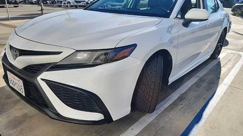 TOYOTA CAMRY 2021 4T1G11AK3MU529888 image