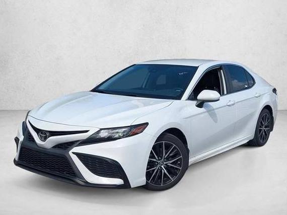 TOYOTA CAMRY 2021 4T1G11AK1MU527332 image