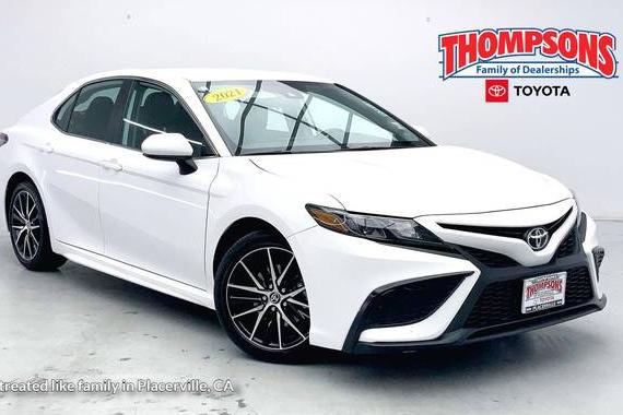 TOYOTA CAMRY 2021 4T1G11AK0MU548897 image