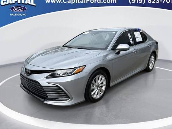 TOYOTA CAMRY 2021 4T1C11AK9MU463149 image